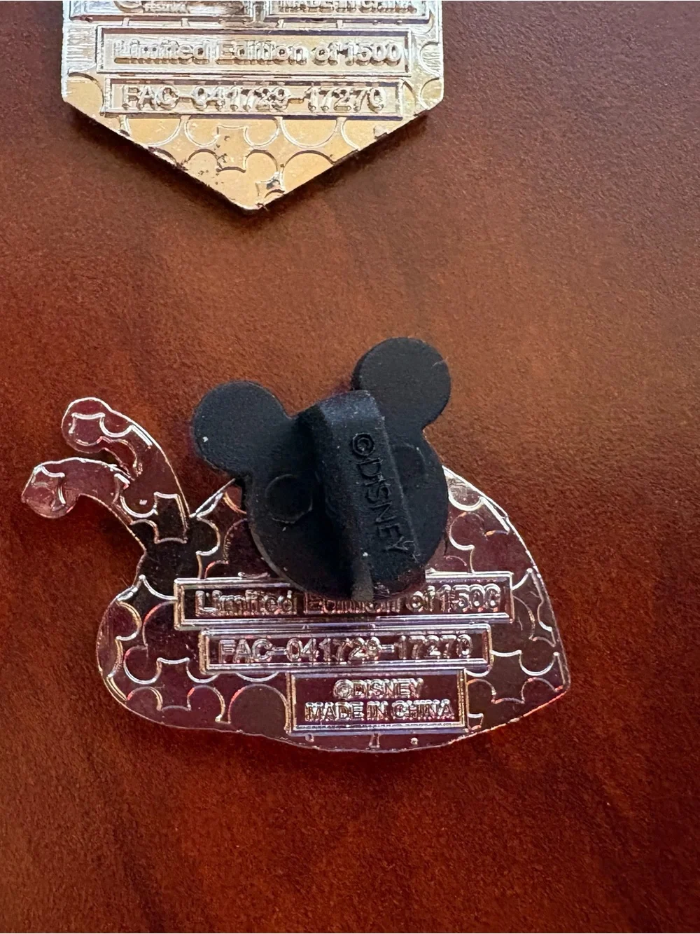 Disney Parks Limited Edition Flower and Garden 2018 Enamel Pin Set